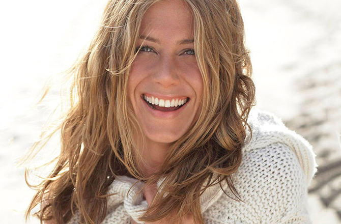 JENNIFER ANISTON NAMED MOST BEAUTIFUL WOMAN