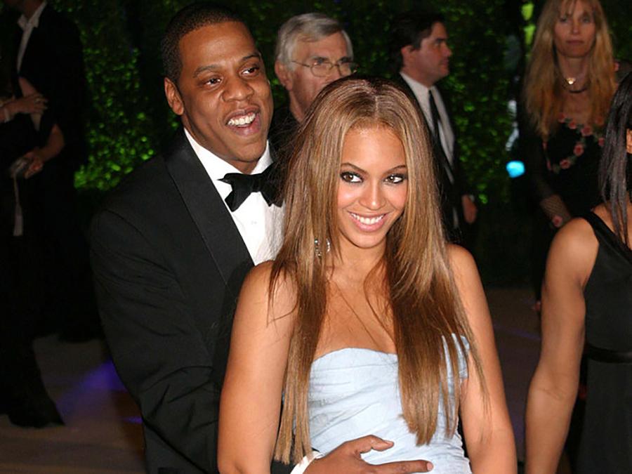 STARS WITH A BIG AGE GAP