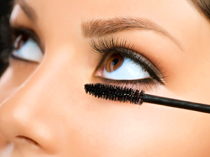 3 MOST COMMON MASCARA MISTAKES