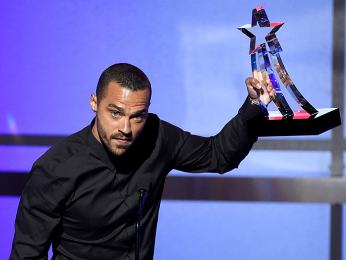 A GREY'S ANATOMY STAR FIGHTING AGAINST RACISM