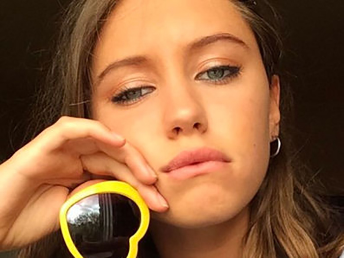 Who is this English Beauty?