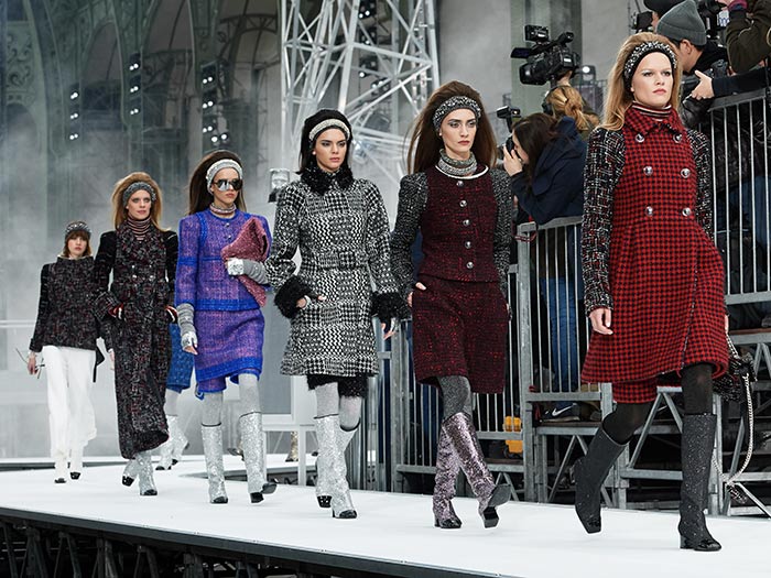 CHANEL FALL-WINTER 2017/18 READY-TO-WEAR COLLECTION