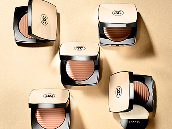 CHANEL: LES INDISPENSABLES DE L'ÉTÉ
