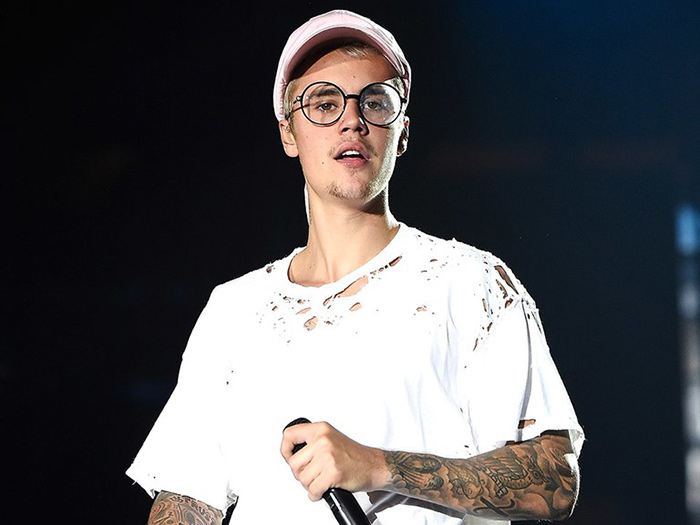 Justin Bieber : Retiring to Start his Own Church?