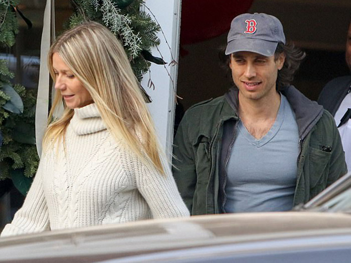 Gwyneth Paltrow is now Engaged!