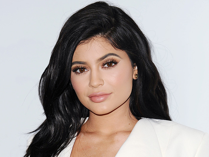 This is How Kylie Jenner is Hiding her Baby Bump