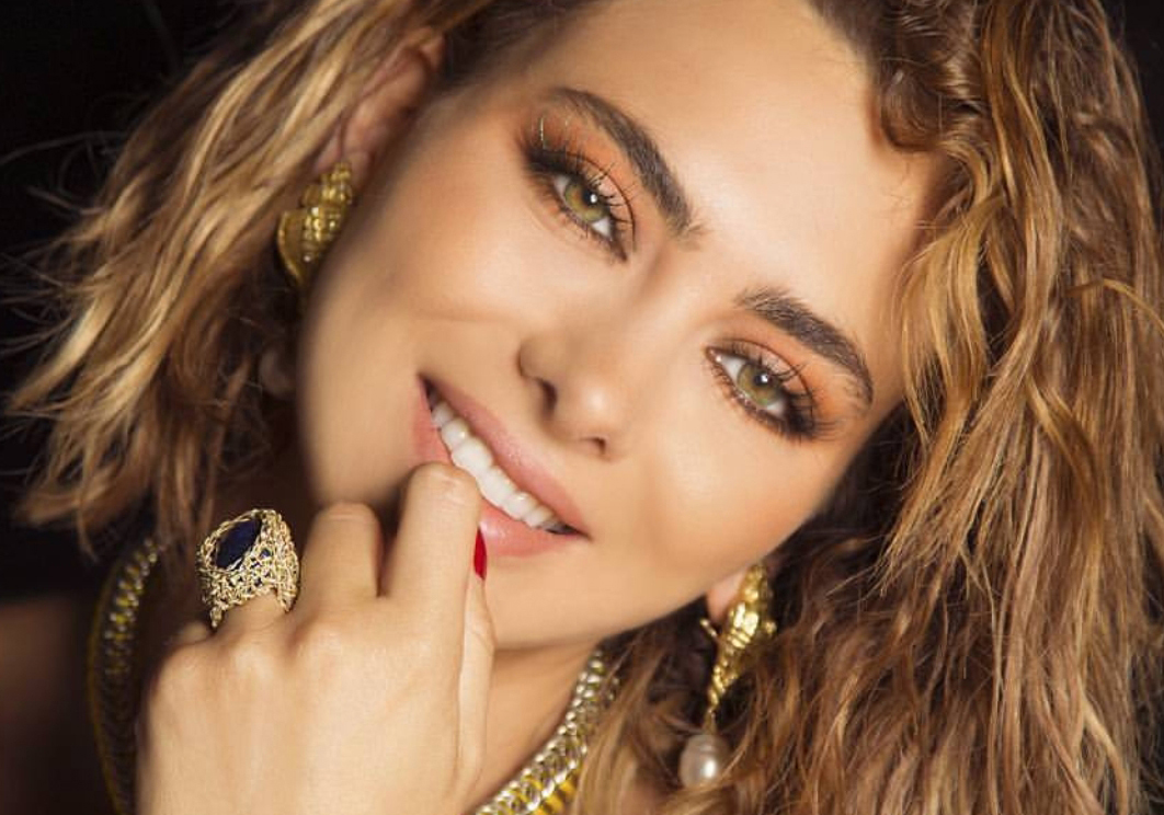 She got a chop and change