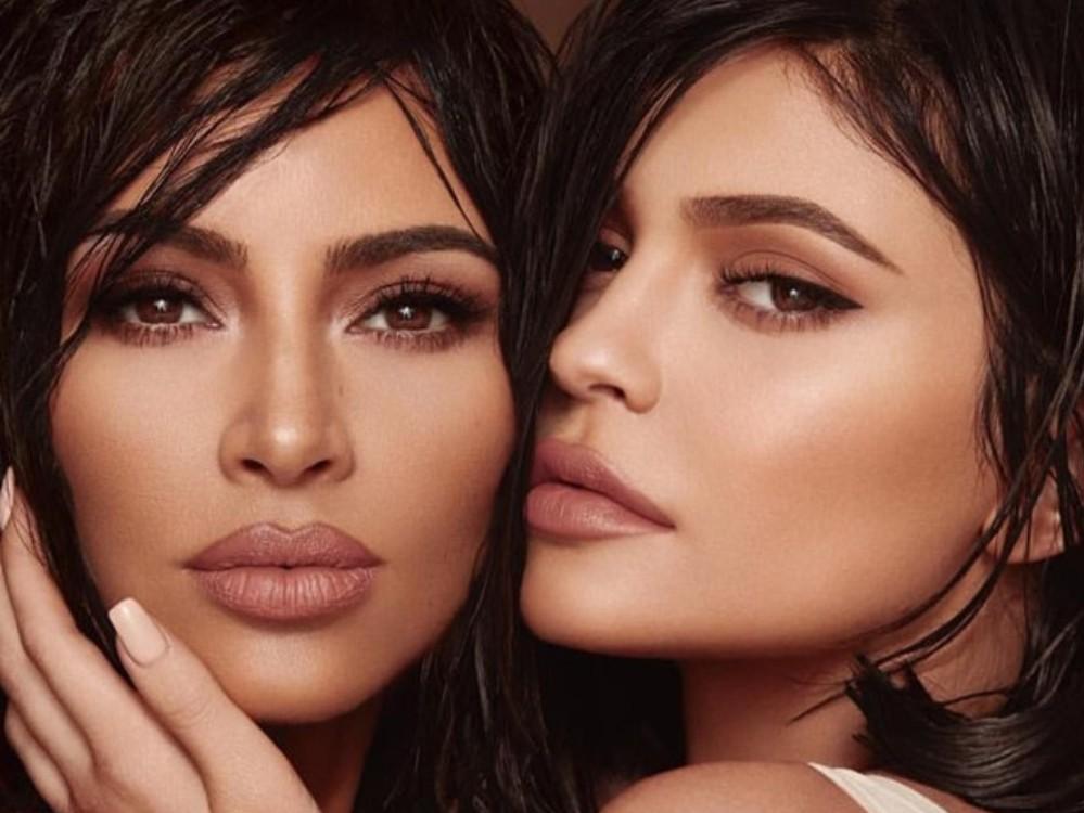 Which makeup suits you most: glowy or matte